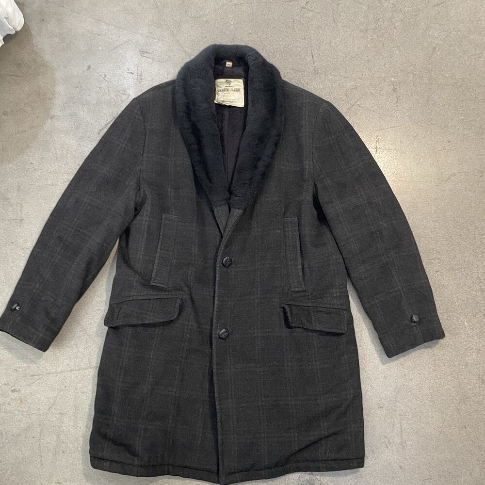 Robert Hall Black Plaid Shawl Collar Faux Fur Trim Button Overcoat Men's Size 40